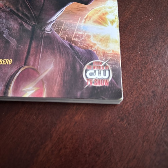 DC Comics The Flash Season Zero Paperpack Comic Book 2015 - Picture 7 of 9